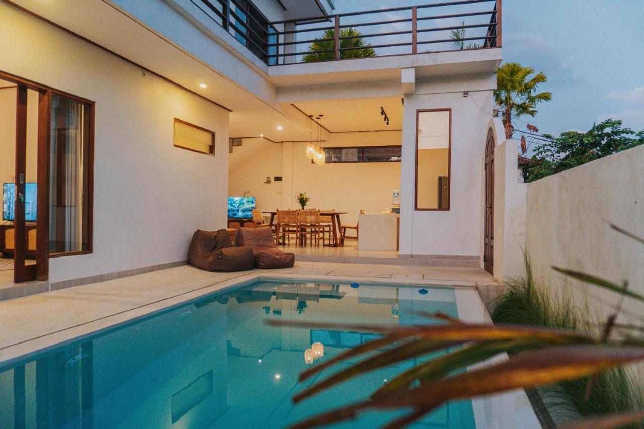 Villa Gading ウブド エクステリア 写真